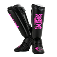 Super Pro Scheenbeschermer Protector Zwart/Roze M